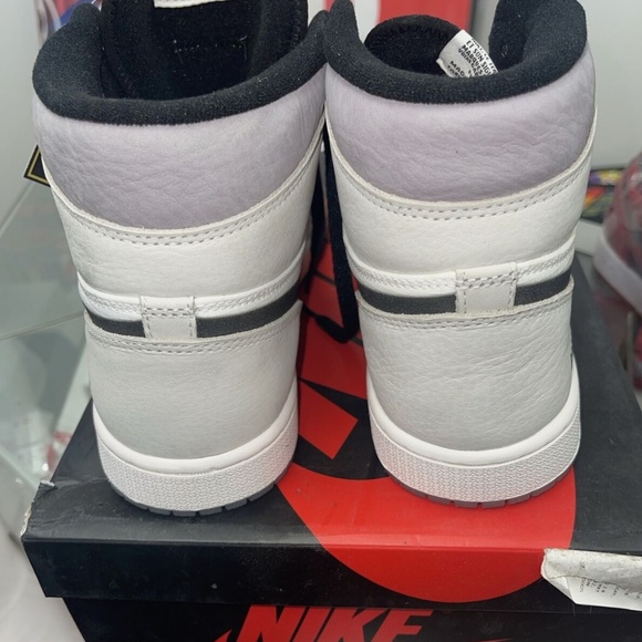 Air Jordan 1 High Element GORE-TEX light Bone Size 9 - Picture 2 of 5